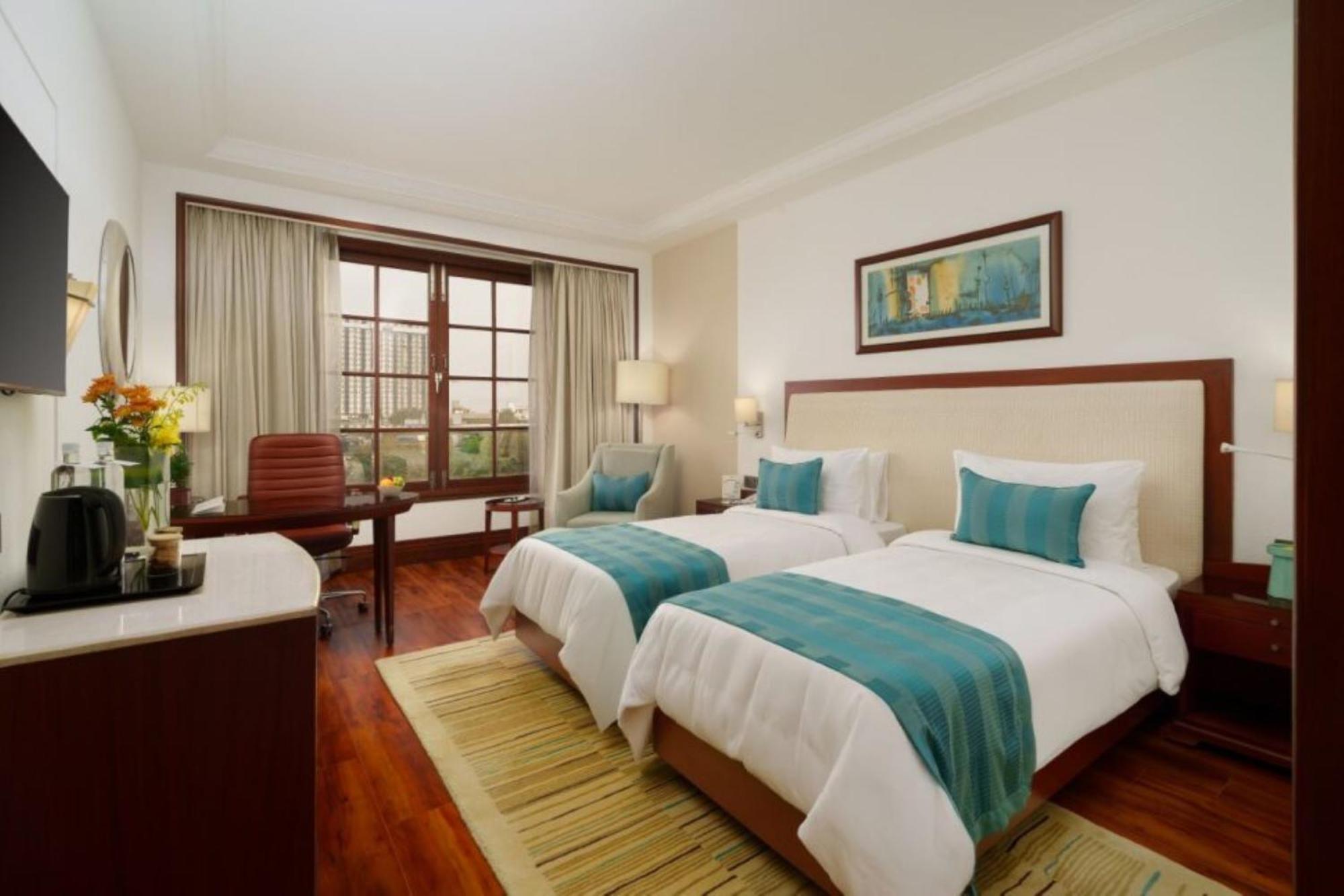 Dlf Club 3 Hotel Gurgaon Luaran gambar