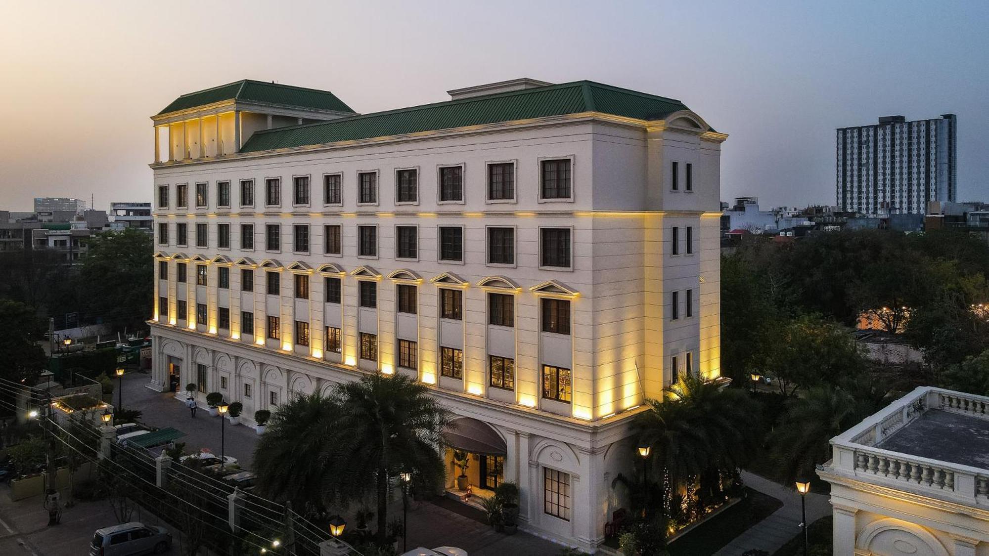 Dlf Club 3 Hotel Gurgaon Luaran gambar